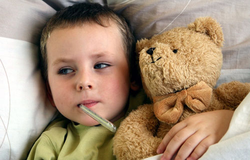 Qué hacer si un niño tiene dolor de garganta