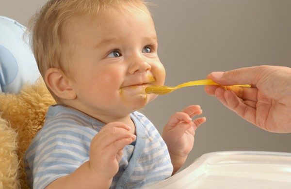 Alimentación a demanda o por horas: consejos Komarovsky Alimentación a demanda o por horas: consejos Komarovsky