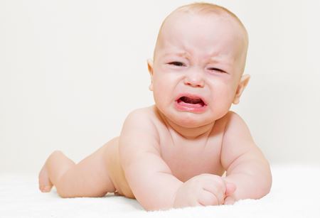 Bebé llorando antes de acostarse
