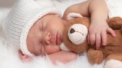 Niño en 1 mes