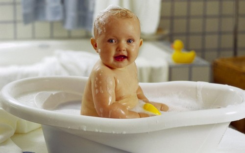 Niño a los 6 meses de edad