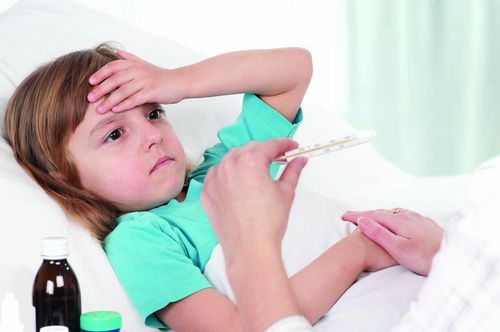 Aclimatación en niños: síntomas y cómo evitar