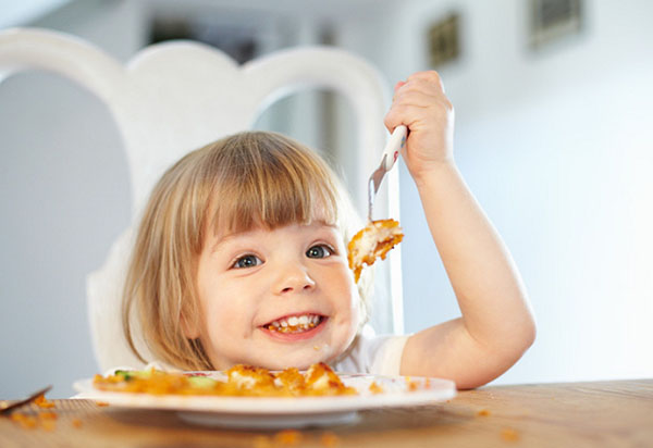 Comida frita en el menú del niño: cómo, cuándo y cuánto