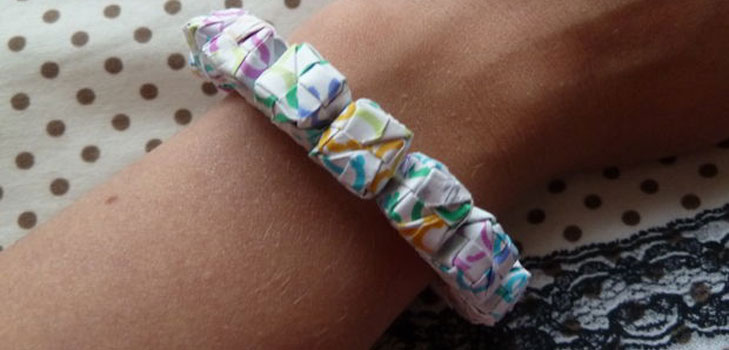 Pulsera de origami de cubos