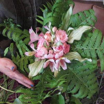 Ramo de flores con sus propias manos