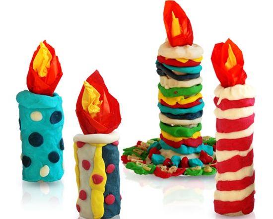 Artesanía infantil hecha de plastilina para el Año Nuevo: foto clase magistral