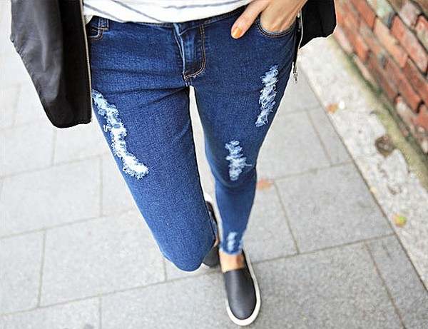 Cómo hacer jeans con rasgaduras o jeans rotos