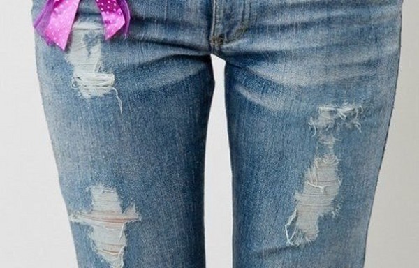 Cómo hacer jeans con rasgaduras o jeans rotos