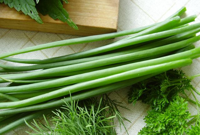 Almacenamiento de cebolla en casa en invierno