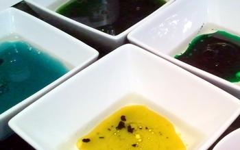 cómo pintar huevos para Pascua