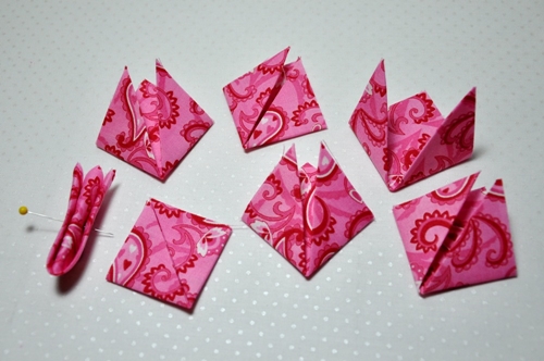 Cómo hacer flores kanzashi de un pañuelo con sus propias manos