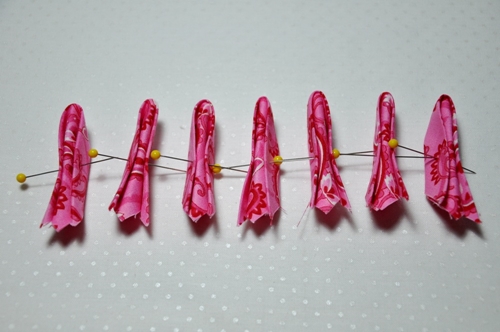 Cómo hacer flores kanzashi de un pañuelo con sus propias manos