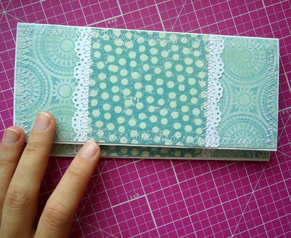 Sobre de papel A4 con sus propias manos