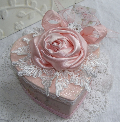 Cómo hacer una caja con forma de corazón