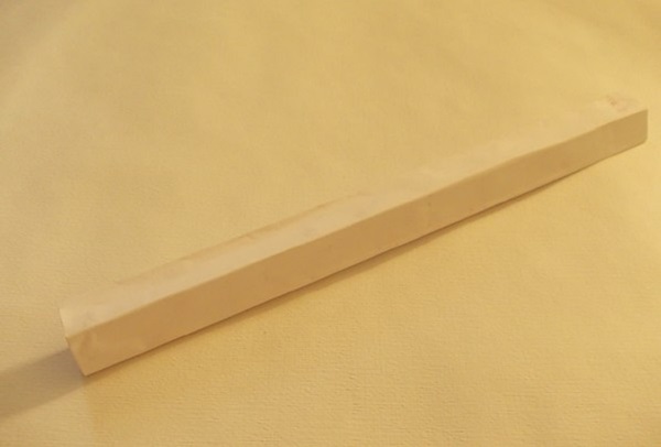Cómo hacer una espada del papel con tus propias manos