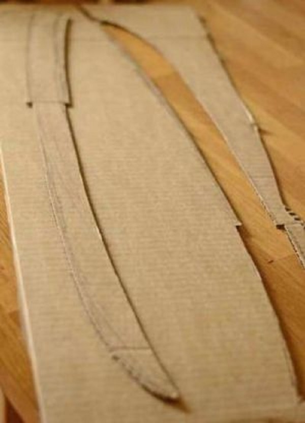 Cómo hacer una espada del papel con tus propias manos