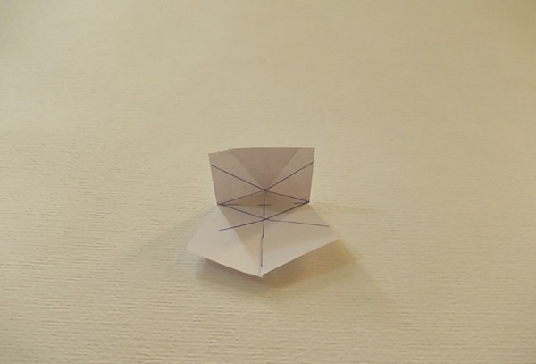 Cómo hacer una espada del papel con tus propias manos