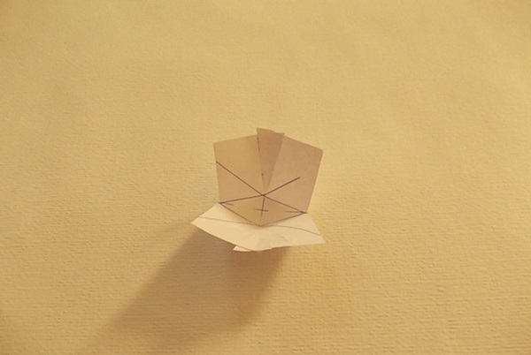 Cómo hacer una espada del papel con tus propias manos