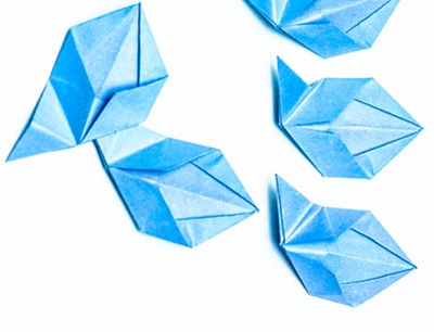 Cómo hacer una flor de origami con tus propias manos