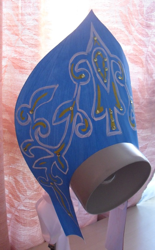 Kokoshnik ruso del cartón