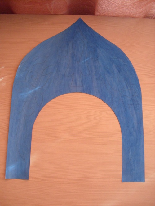 Kokoshnik ruso del cartón