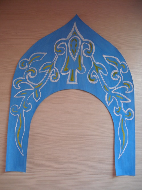 Kokoshnik ruso del cartón