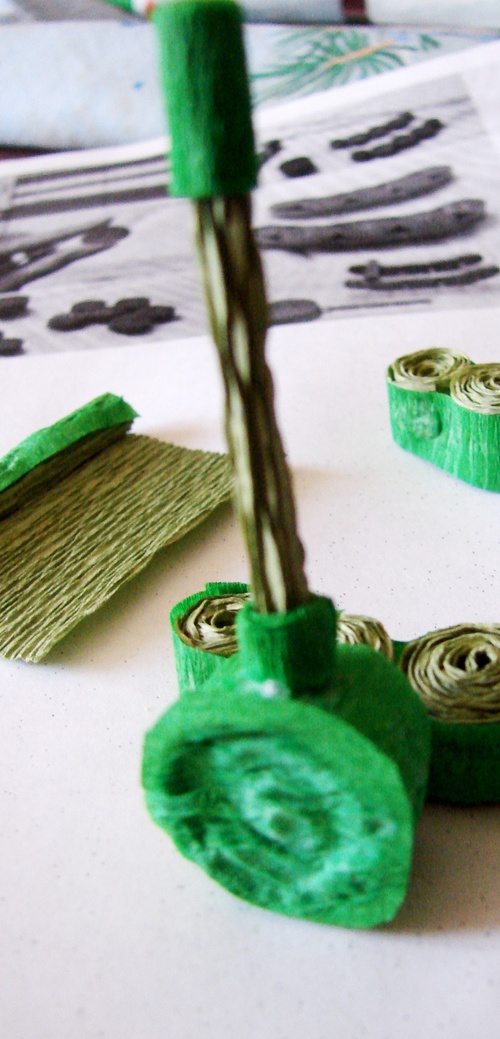 Artesanía para el 9 de mayo con sus propias manos: un tanque de papel