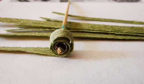 Artesanía para el 9 de mayo con sus propias manos: un tanque de papel