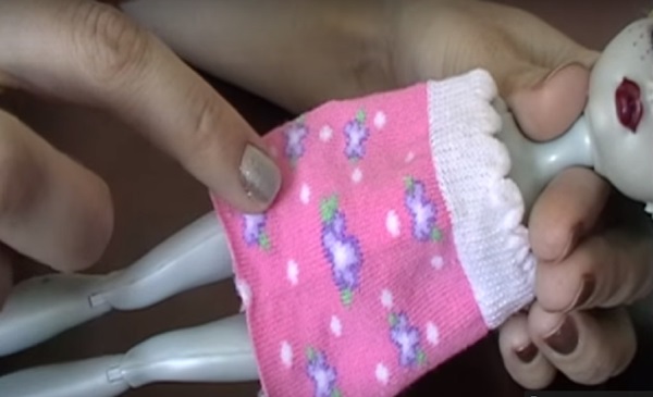 Cómo coser ropa de muñecas con tus propias manos