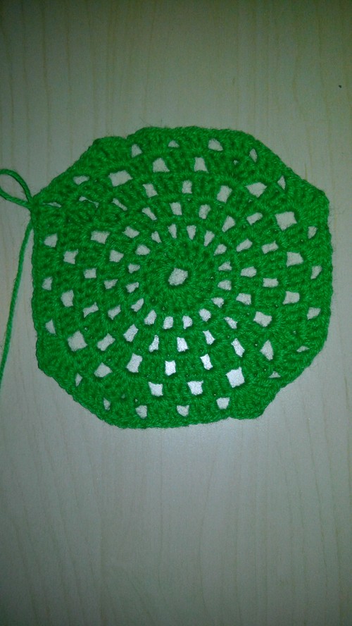 Cómo atar un ganchillo del casquillo del bebé del verano. Clase magistral sobre tejido de sombreros de verano para niños