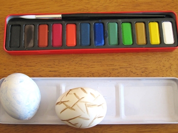 clase magistral: pintura de huevos de Pascua