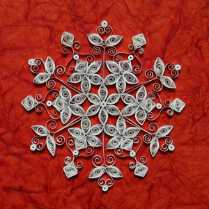 Artesanías de año nuevo de papel. Quilling