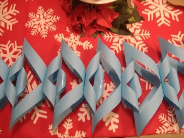 Hermosos copos de nieve para el nuevo año de 2017 con sus propias manos de papel: diagramas y fotos en etapas. Clases magistrales para niños sobre grandes copos de nieve en técnica de origami