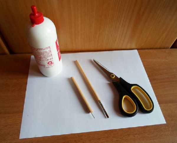 Hermosos copos de nieve para el nuevo año de 2017 con sus propias manos de papel: diagramas y fotos en etapas. Clases magistrales para niños sobre grandes copos de nieve en técnica de origami