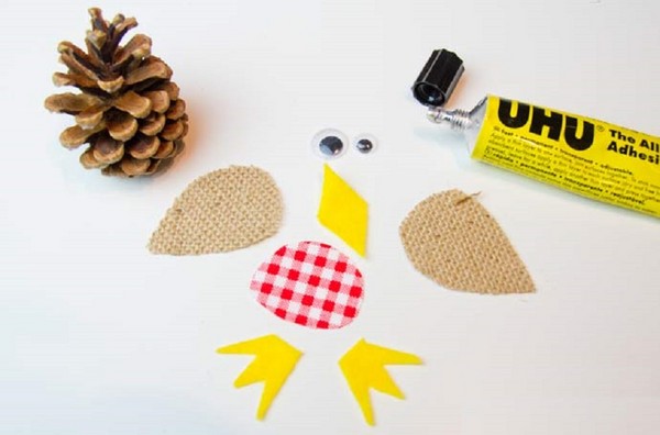 Artesanales "Regalos de otoño" con sus propias manos de materiales naturales para jardín de infantes y escuela