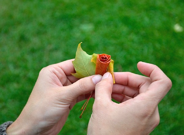 Manualidades de hojas sobre el tema "Otoño" con sus propias manos para escolares