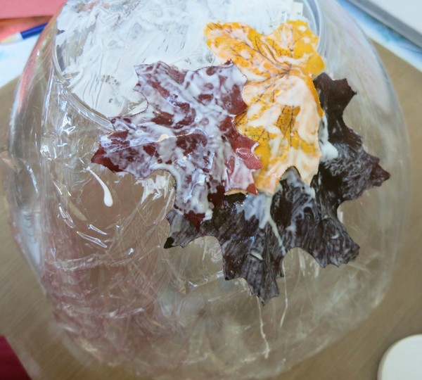 Manualidades de hojas sobre el tema "Otoño" con sus propias manos para escolares