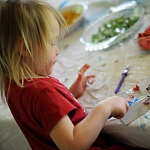 Artesanía para niños a partir de papel, plastilina, madera, verduras y otros