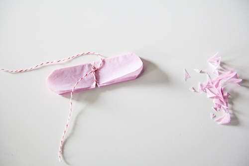 Cómo hacer pompones de papel