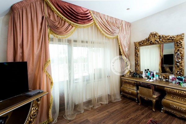 Cortinas con svagami propias manos - fotos y patrones