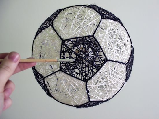 Bola de lámpara con tus manos