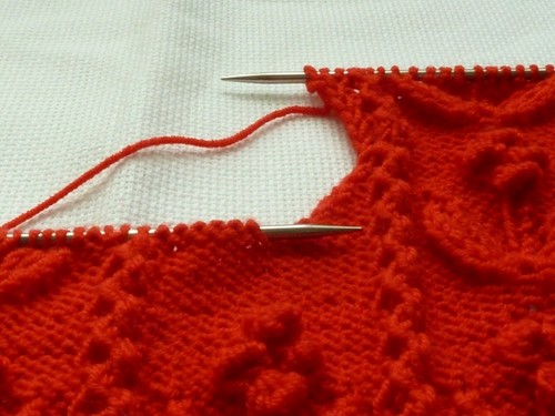 Chaleco con agujas de tejer: diagrama, foto, video. Clase magistral sobre tejer un chaleco tejido