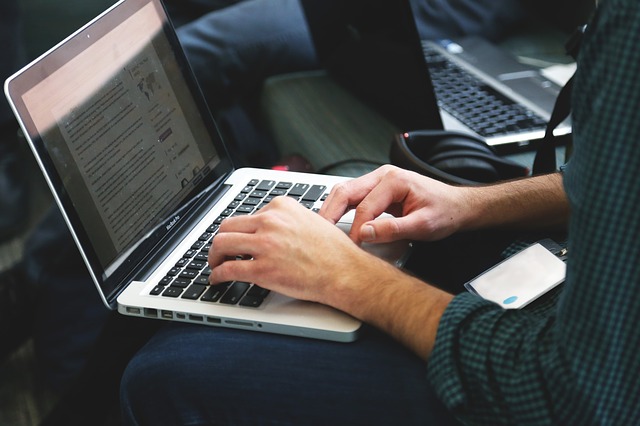 ¿Qué es mejor: una tableta o computadora portátil?