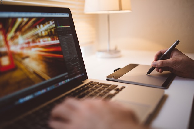 ¿Qué es mejor: una tableta o computadora portátil?