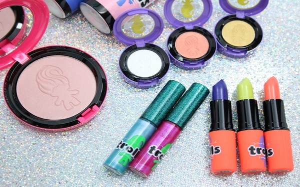 Glamorous troll: colección decorativa de MAC Good Luck Trolls