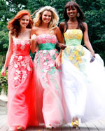¿Cómo elegir un vestido en la fiesta de graduación de 2010?