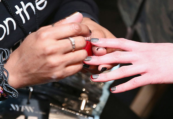 Manicura de alta costura TOP-3 ideas de uñas de diseñadores