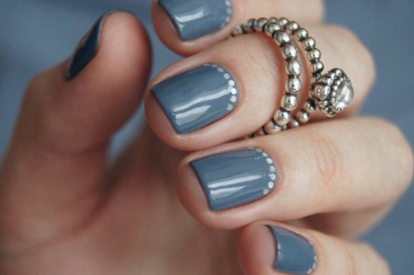 Qué manicura hacer en la escuela el 1 de septiembre, una foto. Ideas de manicura para el Día del Conocimiento para alumnos de 9 ° y 11 ° grado
