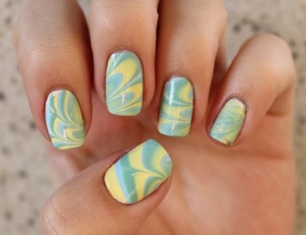 Qué manicura hacer en la escuela el 1 de septiembre, una foto. Ideas de manicura para el Día del Conocimiento para alumnos de 9 ° y 11 ° grado