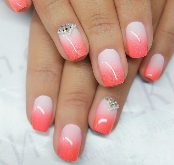 Qué manicura hacer en la escuela el 1 de septiembre, una foto. Ideas de manicura para el Día del Conocimiento para alumnos de 9 ° y 11 ° grado